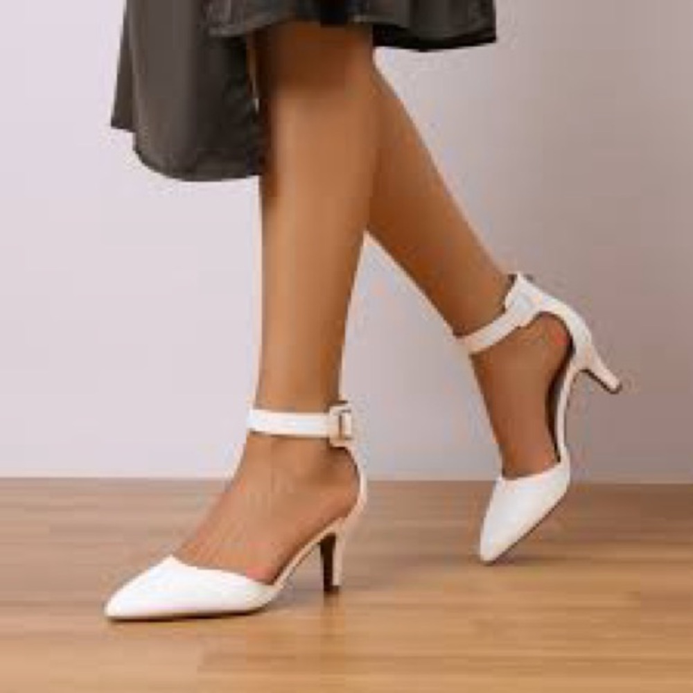 NEW Dream Pairs White Ankle Strap Heels